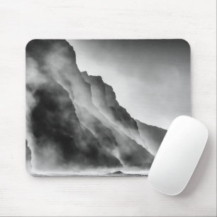 Nebel auf den Felsen Mousepad