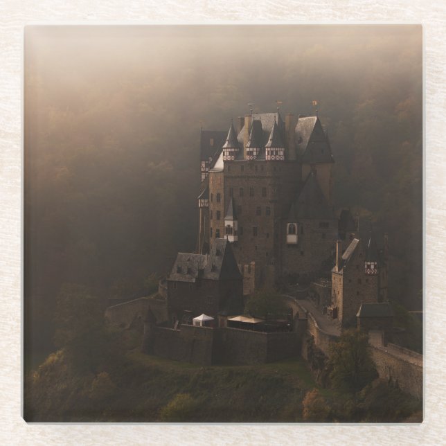 Nebel Burg Eltz Schlosses morgens Glasuntersetzer (Vorderseite)