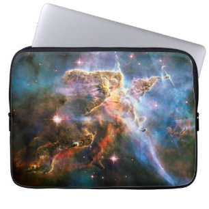 Nebel der Weltraumgalaxie. Universe Sterne. Hubble Laptopschutzhülle