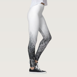 Nebel über gefrorenem Wald Leggings
