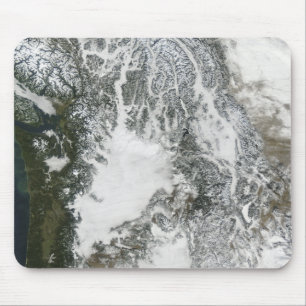 Nebel und Schnee im pazifischen Nordwesten (wahres Mousepad