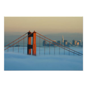 Nebel zieht durch die Bucht von San Francisco Fotodruck