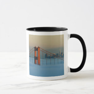 Nebel zieht durch die Bucht von San Francisco Tasse