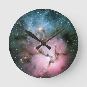 Nebelfleck hat coolen Naturraum Galaxie-Hipster Runde Wanduhr