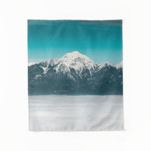 Nebelmeer unter dem Berg