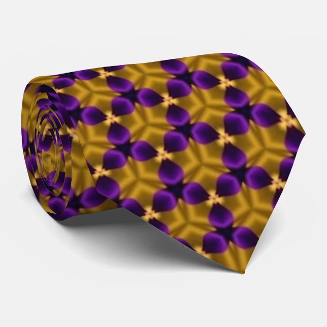 Necktie - Lila Triquetras Krawatte (Gerollt)
