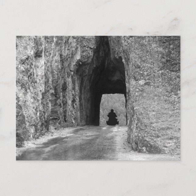 Needles Highway Tunnel Postkarte (Vorderseite)