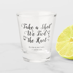 Nehmen Sie einen Schuss an der Knot Wedding Drink Schnapsglas