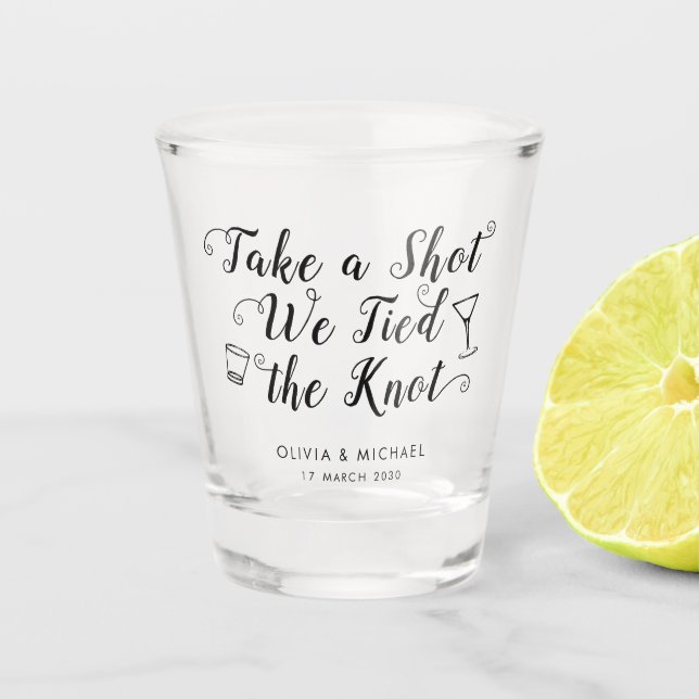 Nehmen Sie einen Schuss an der Knot Wedding Drink  Schnapsglas (Vorderseite)