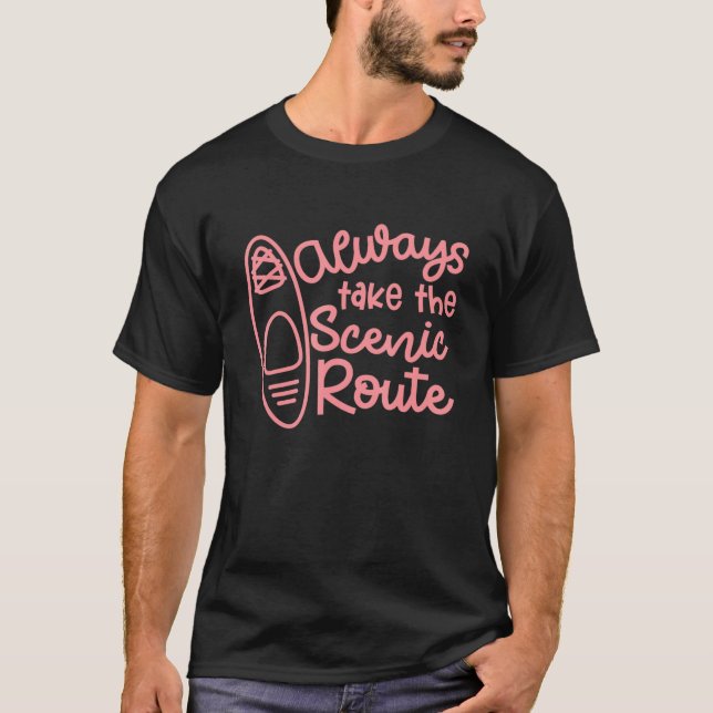 Nehmen Sie immer die Landschaftliche Route Kayak P T-Shirt (Vorderseite)