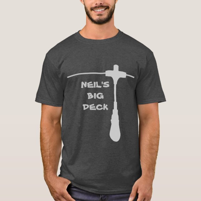 Neil's Big Deck T-Shirt (Vorderseite)