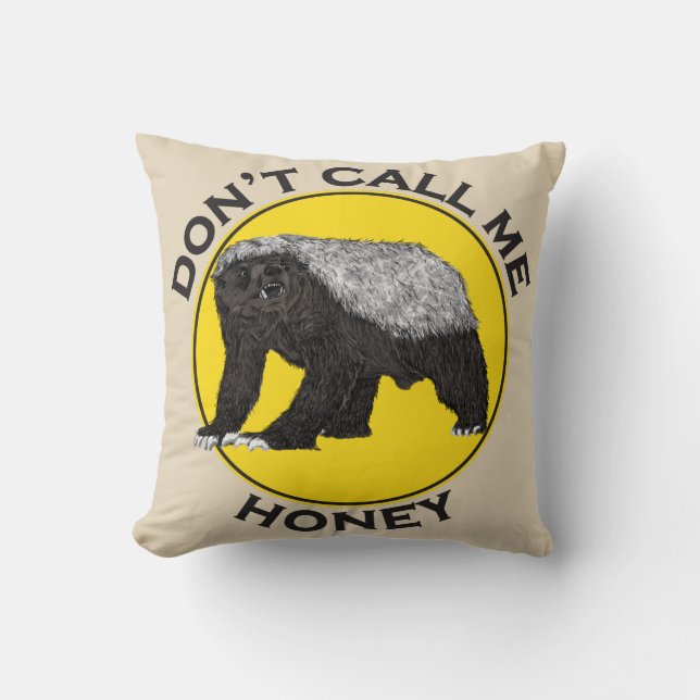 Nennen Sie mich nicht Honey Badger Badass Yellow F Kissen (Vorderseite)