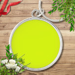 Neon Chartreuse Solid Color | Classic Schlüsselanhänger<br><div class="desc">Neon Chartreuse - Die zeitlose Faszination des Solid Color Design: Eine faszinierende Mischung aus klassischer Form und eleganter Einfachheit. Dieses Design ist eine Feier des Powers und der Schönheit in einem Single, markante Farbe gefunden. Die solide Farbgestaltung zeichnet sich durch ihre raffinierte Eleganz aus und macht sie zu einem idealen...</div>