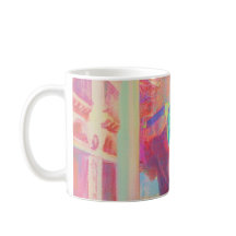 Neon Coastal Beauty mit Sonnenbrille