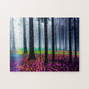 Neon Forest Floor mit silhouetted Trees