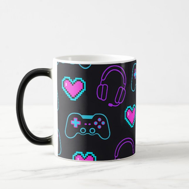 Neon Gamer Controller and Hearts Pattern Verwandlungstasse (Links)