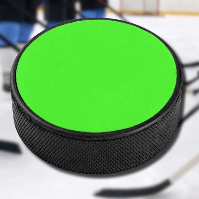 Neon Green Solid Color | Classic Eishockey Puck (Von Creator hochgeladen)