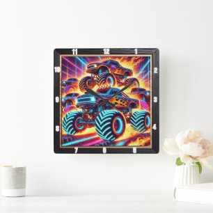 Neon Monster Trucks auf einer flammengepackten Akt Quadratische Wanduhr