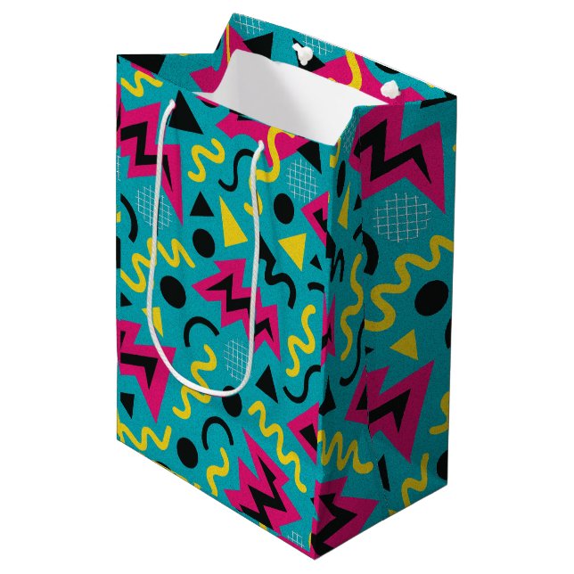 Neon Nostalgie: Ein kühner 90er-Remix Mittlere Geschenktüte (Vorderseite Schrägansicht)