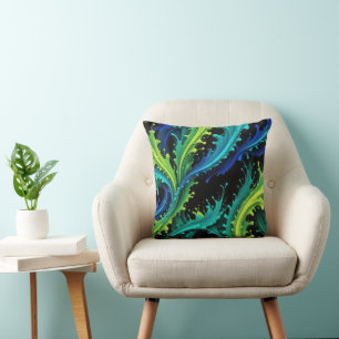 Neon Paint Splashes auf schwarz Kissen