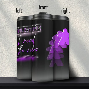 Neon Vaporwave Meeple Lila Board Game Geek Thermosbecher