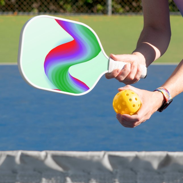 Neonblau, Rot und Grün auf blau Pickleball Schläger (InSitu)