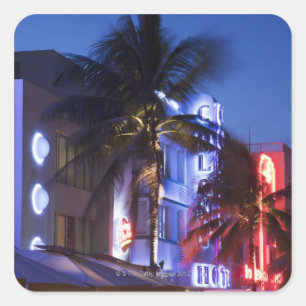 Neonhotel nachts, Ozean-Antrieb, Südmiami Beac Quadratischer Aufkleber