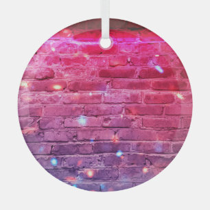 Neonlicht: leere Ziegelwand. Ornament Aus Glas