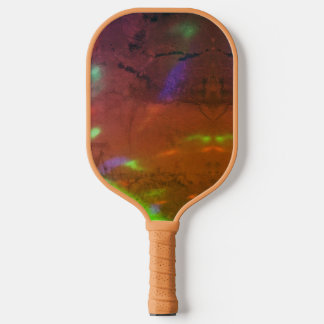 Neonlichter auf einer rissigen Felsoberfläche Pickleball Schläger