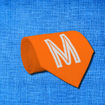 Neonorange - fett - Monogramm Krawatte<br><div class="desc">Necktie mit neonorangefarbenem Hintergrund und fett weißem Schriftart Einfaches und trendiges Design von Alma Wad. Personalisieren Sie es jetzt mit Ihrem Monogramm. ________________ Orange - die Farbe der Sonne - wird oft mit dem Zeichen von Leo assoziiert. Sie können dies in Betracht ziehen, wenn Sie ein Geschenk auswählen.</div>