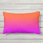 Neonorange und Pink Ombre Schatten-Farbe Kissen Für Draußen<br><div class="desc">Neonorange und Pink Ombre Schatten-Farbe verblassen. Ombre Schatten gehen vom Pink verwischt in Neonorange in dieser Sonnenuntergangpalette Neon, die Orange, heiß, rosa, ombre, Schatten, Farbe, verblaßt, der Trend, hell, Leuchtstoff, Leuchtmarker, Schule, Kinder, Spaß, Schlafsaal, Dekor, Tönung, helles Neonrosa, helles Rosa, Neonorange, heißes Rosa, ombre Schatten, Farbe verblaßt, helles heißes Rosa,...</div>