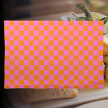 Neonrosa Orange Checkerboard Vintag Stofftischset<br><div class="desc">Neon Pink und Orange Checkerboard | VINTAG | Classic | Trendy | Stilvoll | Mode | Minimal</div>