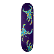 Neonskorpions-Skateboard