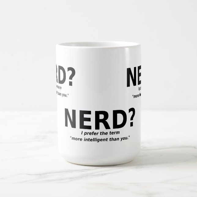 Nerd oder intelligenter lustiger Becher Kaffeetasse (Mittel)