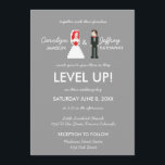 Nerdy 8-Bit Braut & Groom Hochzeit Einladung<br><div class="desc">Diese lustige und lustige,  aber schlichte und Save the Date schicke Hochzeitseinladung beinhaltet 8-Bit Braut- und Bräutigam-Figuren mit lila Akzenten,  die sich auf silbergrauem Hintergrund ansehen.  Braut hat rotes Haar und rotes Bouquet</div>