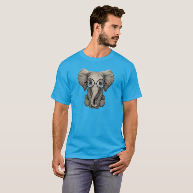 Nerdy Baby-Elefant-tragende Gläser T-Shirt (Vorne ganz)