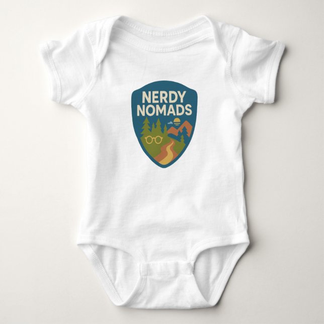 Nerdy Nomads Baby Bodysuit - Adventure Aw Strampler (Vorderseite)