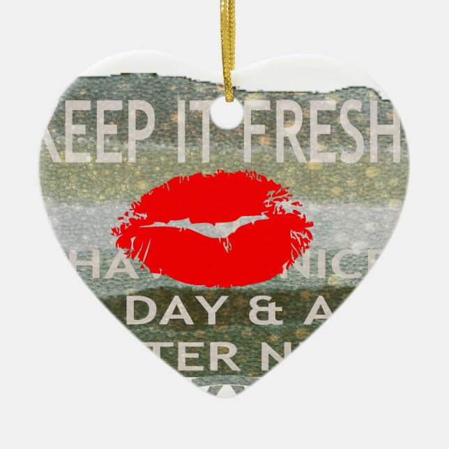Nett und perfekt Save the Date Keramikornament (Vorne)