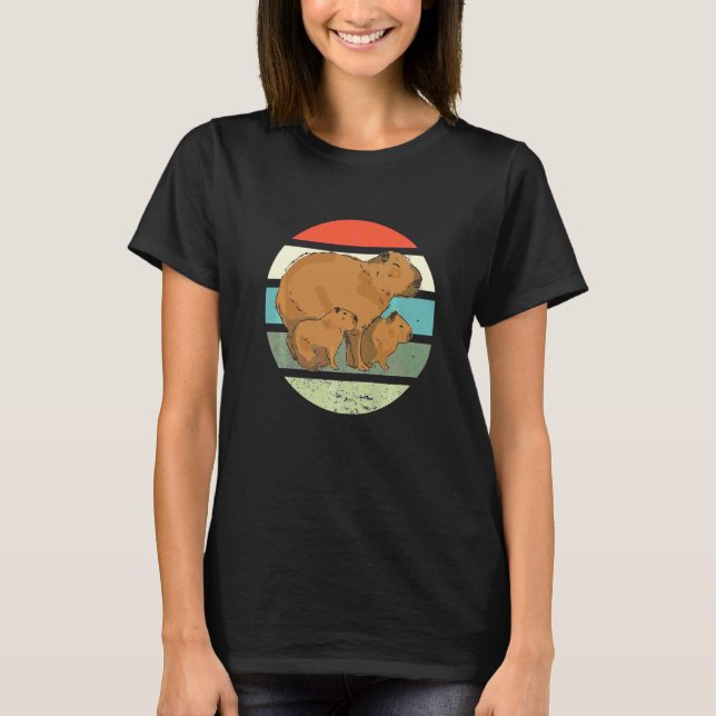 Netter Capybara mit Babys   T-Shirt (Vorderseite)