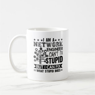 Netz-Ingenieur kann dumme Tasse nicht reparieren