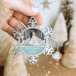 Neu verheiratetes 1. Weihnachtsfest Foto Light Blu Schneeflocken Zinn-Ornament