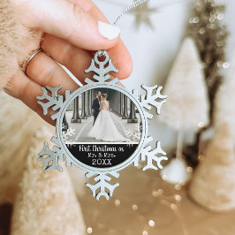 Neu verheiratetes 1. Weihnachtsgebäck Black Schneeflocken Zinn-Ornament