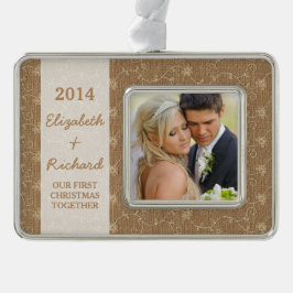 Neu verheiratetes erstes WeihnachtsFoto Rustic Bur Rahmen-Ornament Silber