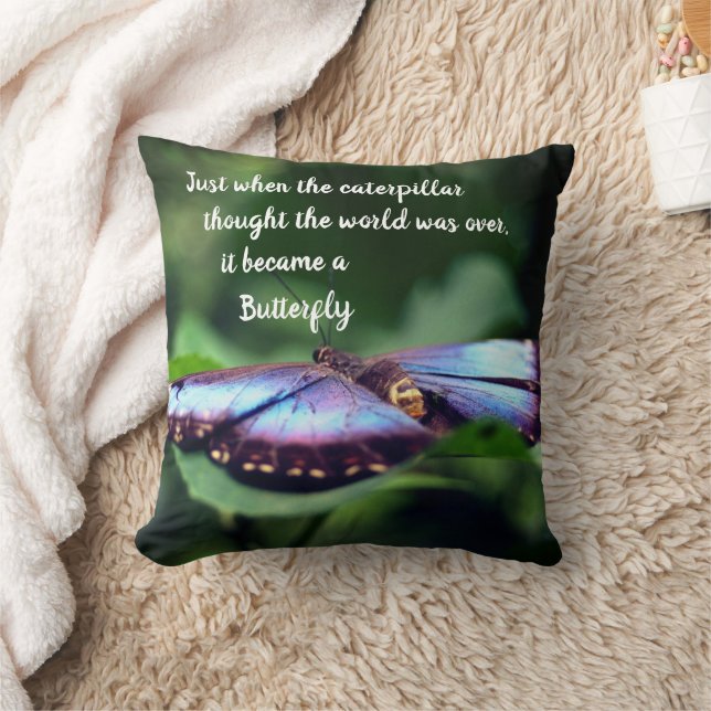 Neue Anfänge Schmetterling Inspiration Zitat  Kissen (Decke)