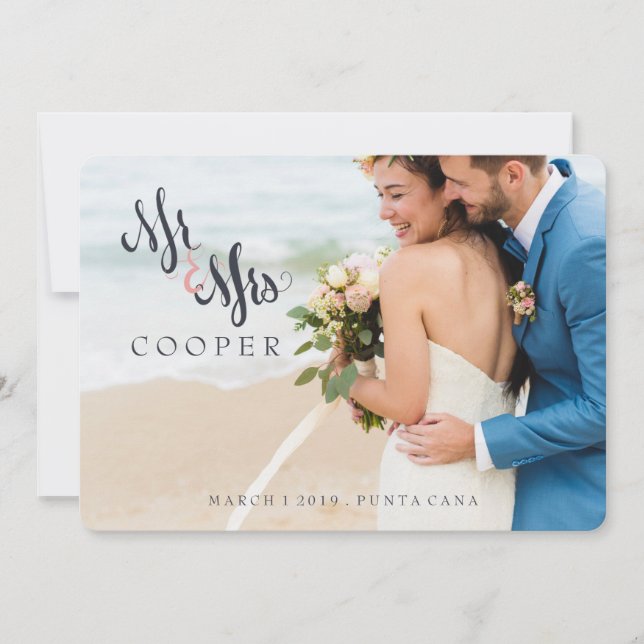 Neue Bekanntgabe von Frau Modern Elopement Ehe Einladung (Vorderseite)