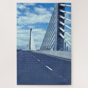 Neue Hängebrücke New Ross Wexford Irland.