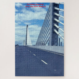 Neue Hängebrücke New Ross Wexford Irland. Ji