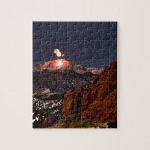 Neue Jahresfeuerwerke auf der Spitze der Pikes