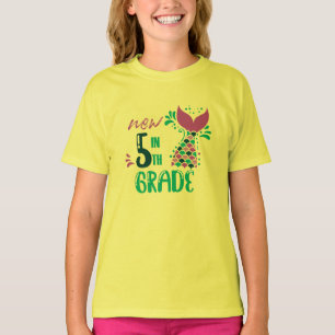 Neue Meerjungfrau in 5. Klasse T-Shirt