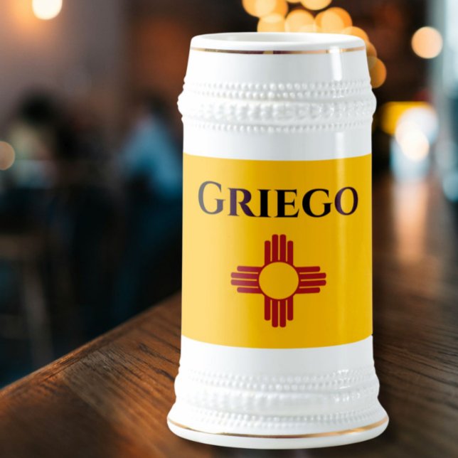 Neue mexikanische Flagge mit Zia-Symbol Bierglas (Von Creator hochgeladen)